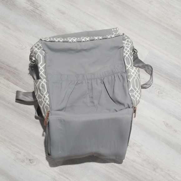 Petunia pickle bottom diaper bag - Picture 5 of 7